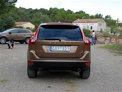 汽车之家 进口沃尔沃 沃尔沃xc60 3.0 t6 awd智尊版