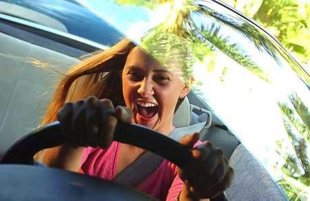 “药后驾车”也危险 用药期间应谨慎驾驶