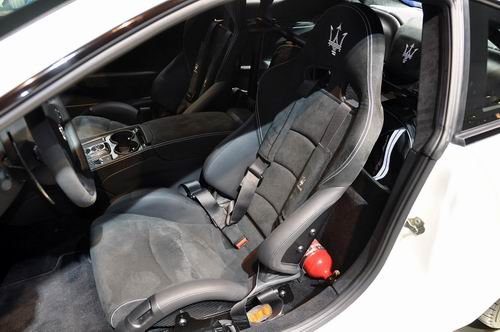 各有性能秘籍 细数巴黎车展十大超级跑车