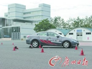 多练习开好车 平时练几招关键时刻能救命