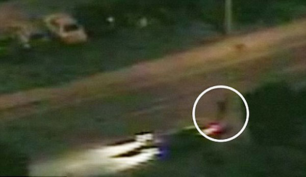 车祸发生时的监控画面