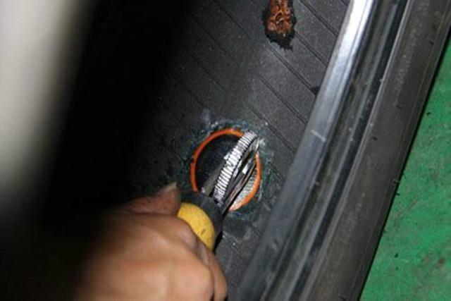 轮胎扎钉子补好能不能上高速？标准答案来了